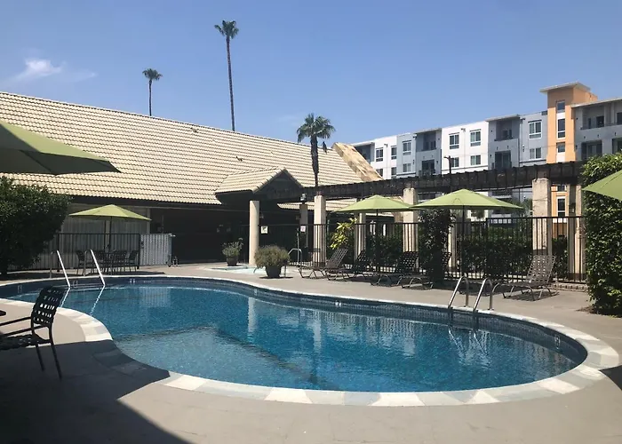 Mikado Hotel